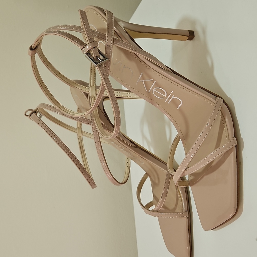 New Calvin Klein Women's Tegin Heeled Sandal - Womens 8.5